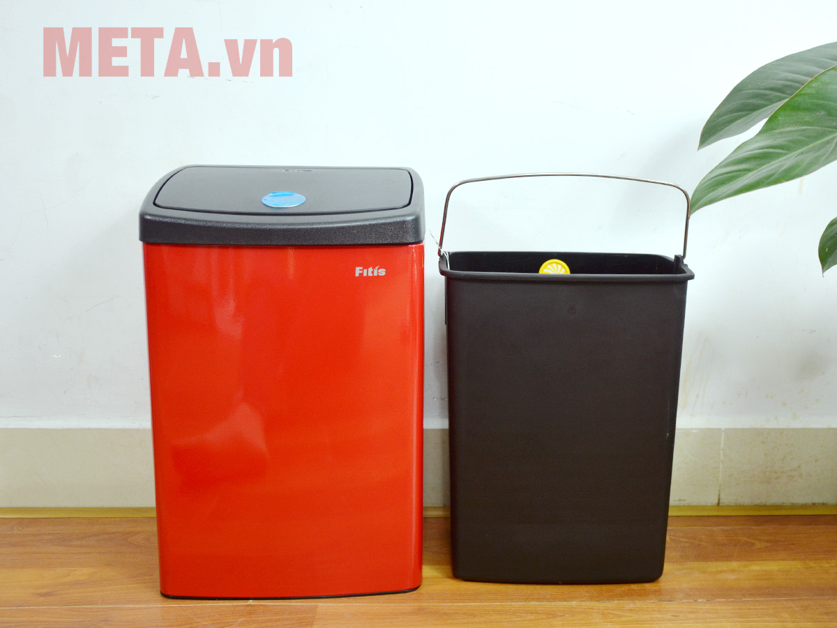 Thùng rác inox nhấn vuông nhỏ Fitis STS1-906 - 15 lít (Đỏ)
