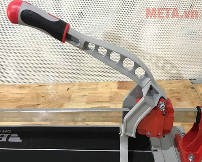 Máy cắt gạch bàn BTEC BT-8102C10