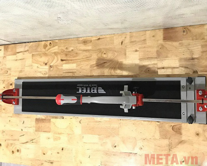 Máy cắt gạch bàn BTEC BT-8102C10