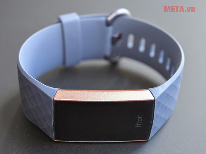 Đồng hồ thông minh hỗ trợ tập luyện Fitbit Charge 3