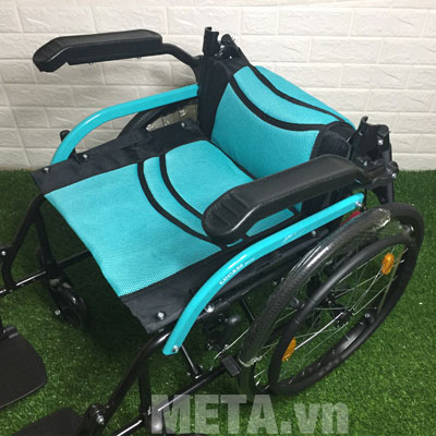 Xe lăn du lịch hợp kim nhôm siêu nhẹ Lucass X63 (X63L New)