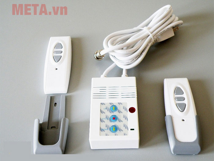 Màn chiếu điện Dalite CN-D170/P170ES 170 inch (120 x 120 inch)