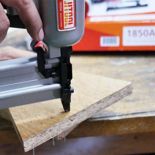 Máy bắn đinh T Jitool 1850A