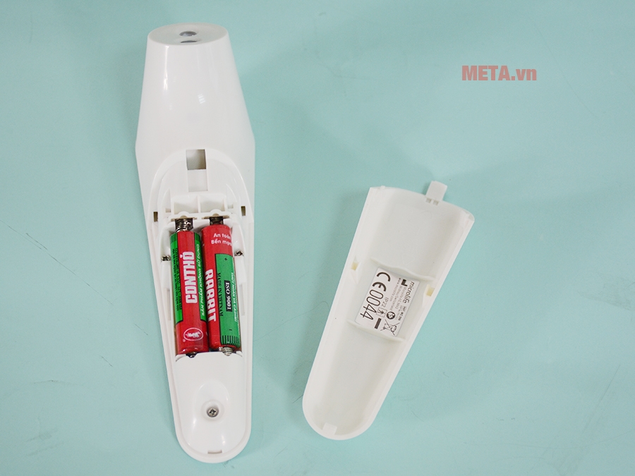 Nhiệt kế điện tử hồng ngoại đo trán Microlife NC200