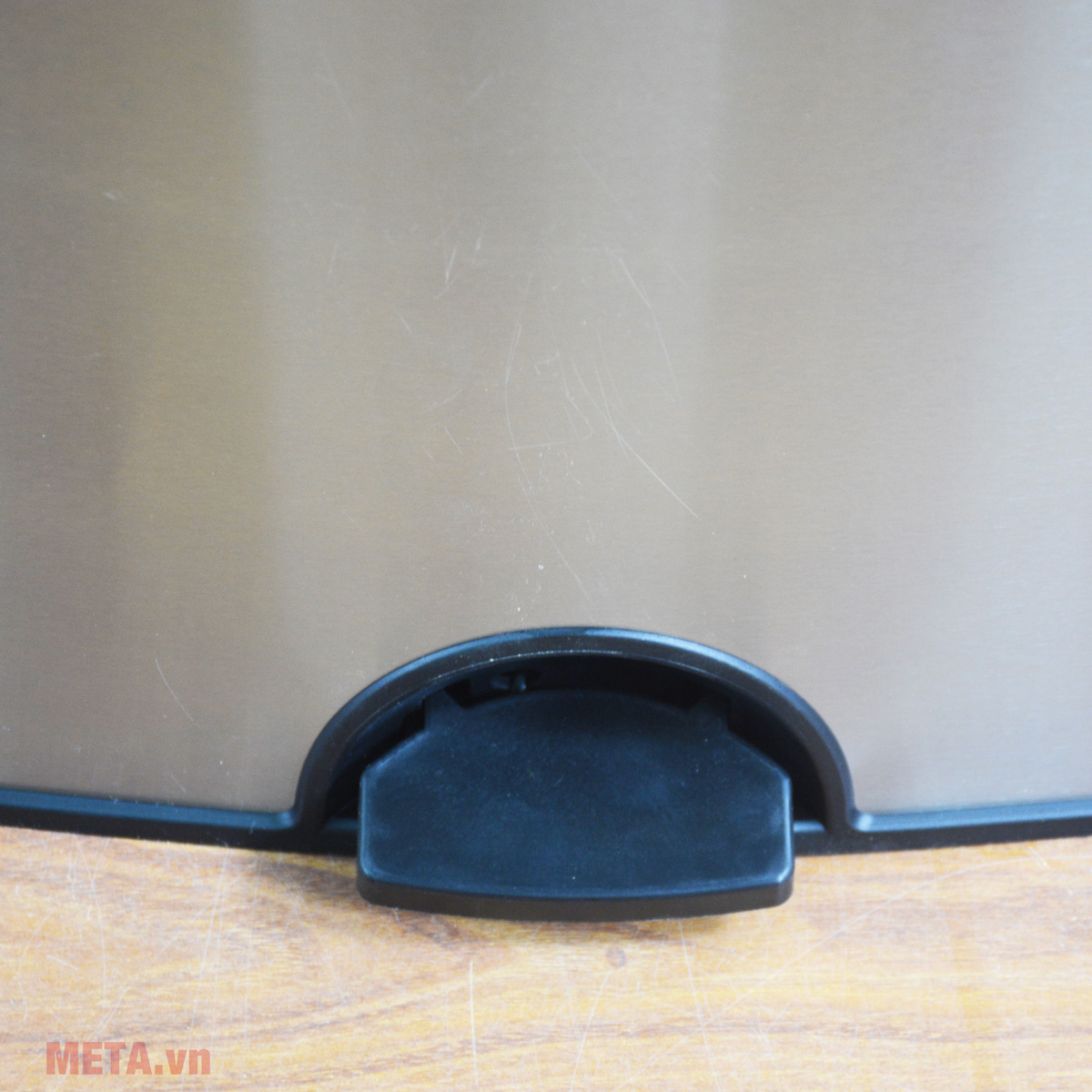 Thùng rác inox đạp vuông lớn Fitis SPL1-901 - 22L (bạc)