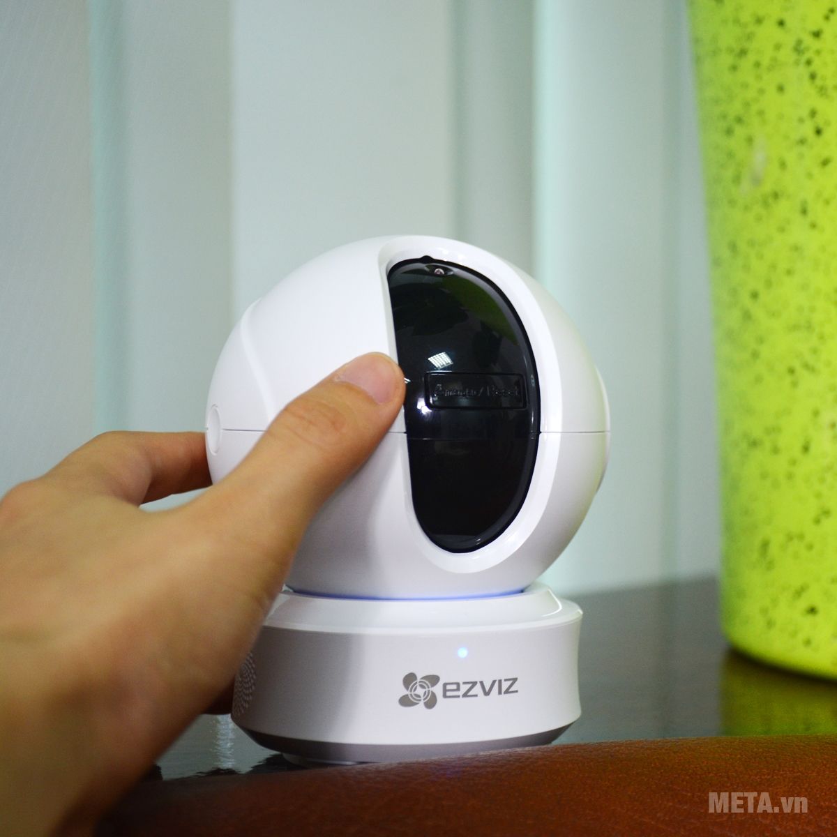 Camera wifi đa năng theo dõi chuyển động 360 độ EZVIZ CS-CV246 ez360 C6CN 720P (B0-1C1WFR)