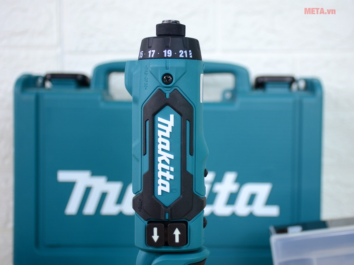 Máy vặn vít dùng pin Makita DF012DSE