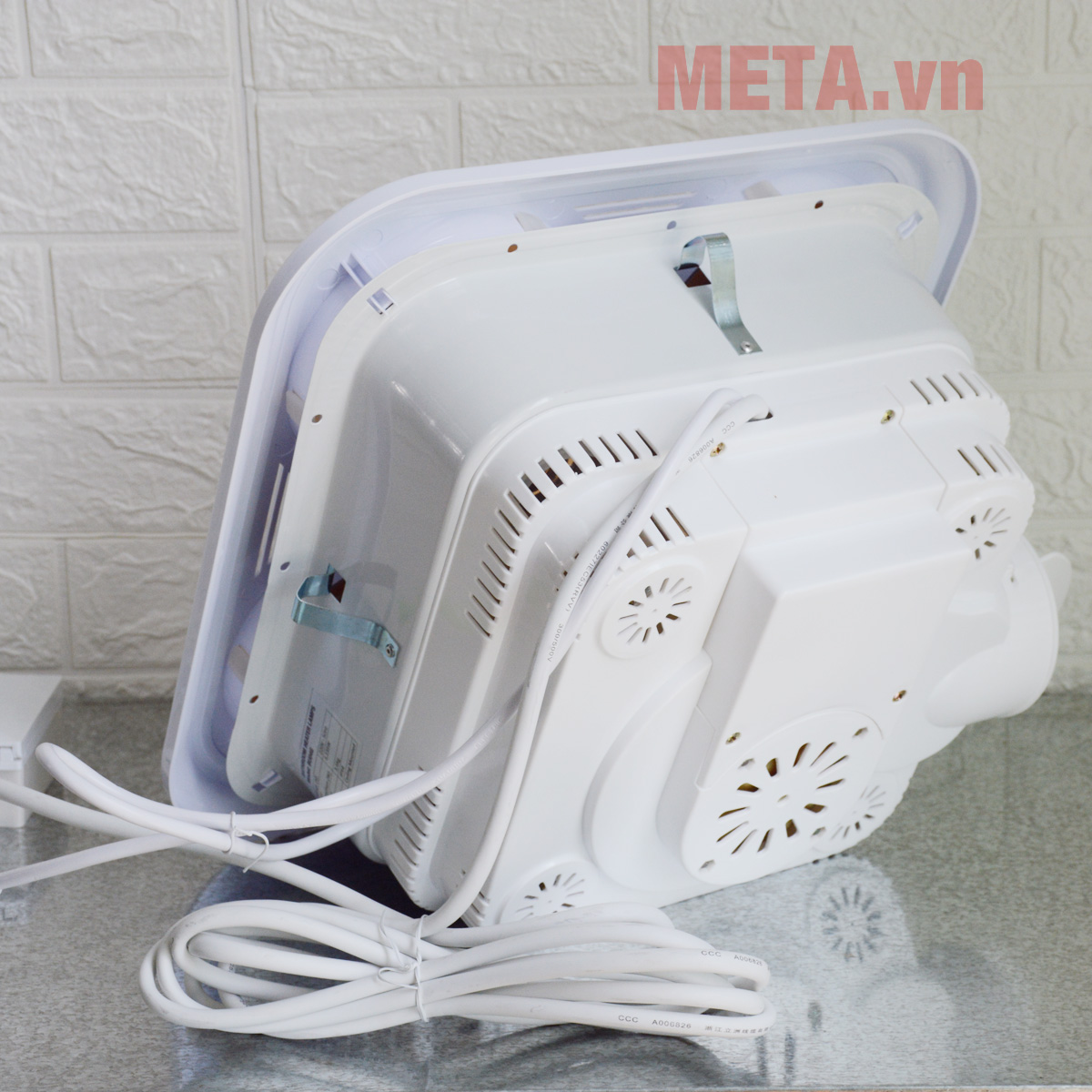 Đèn sưởi nhà tắm âm trần Braun Kohn BU04G