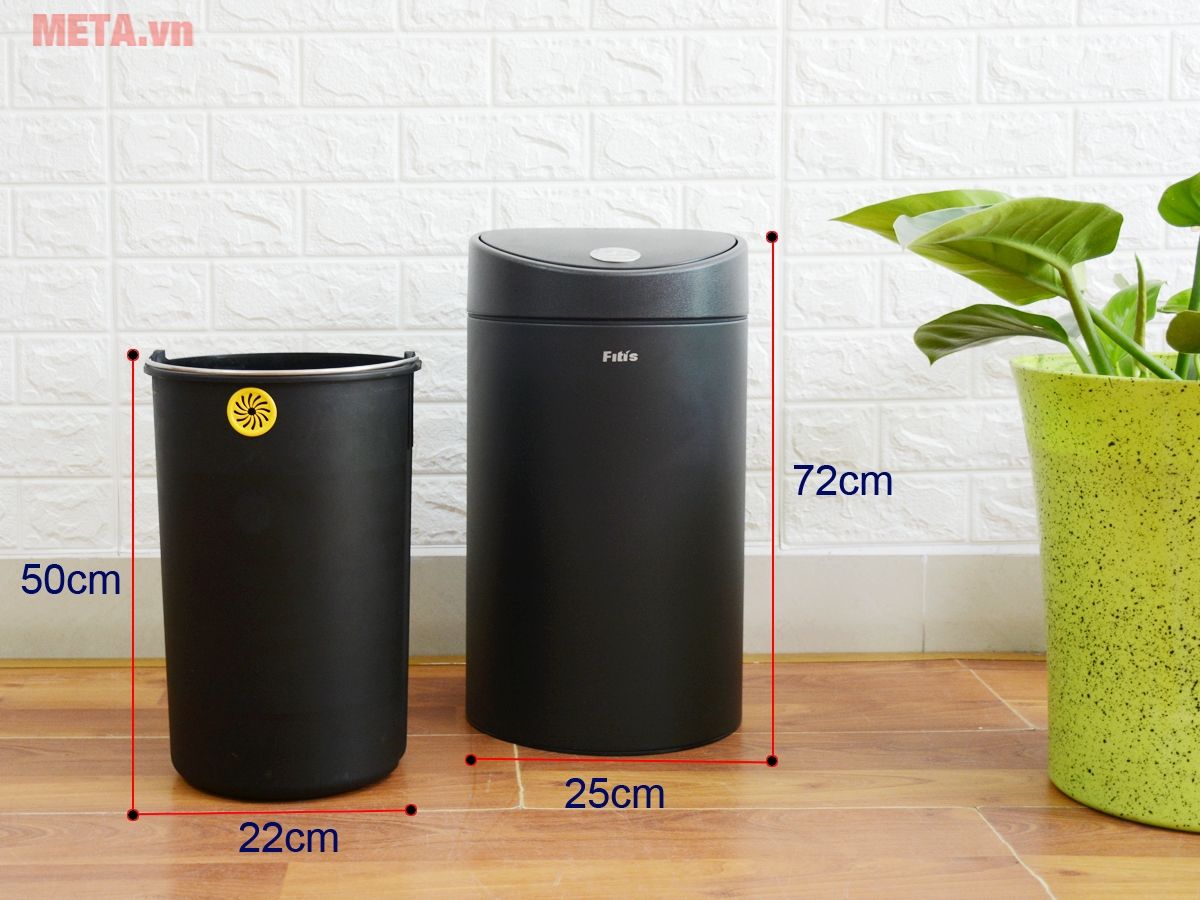Thùng rác Inox nhấn tròn nhỏ Fitis RTS1-903 12 lít