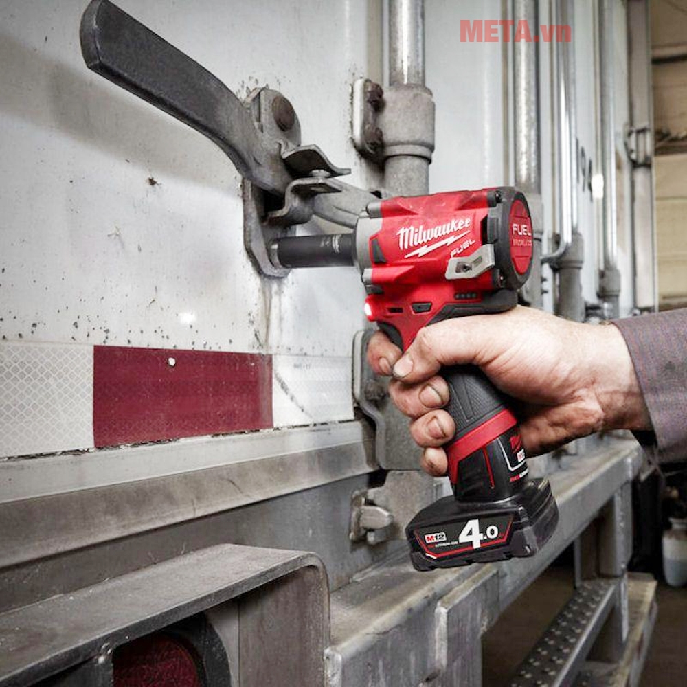 Thân máy vặn ốc bu lông pin 12V Milwaukee M12 FIWF12-0 (Không pin và sạc)