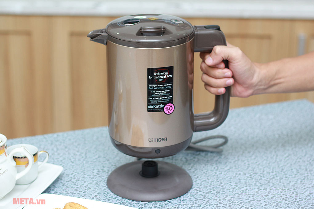 Ấm siêu tốc Tiger PCD-A10W 1 lít