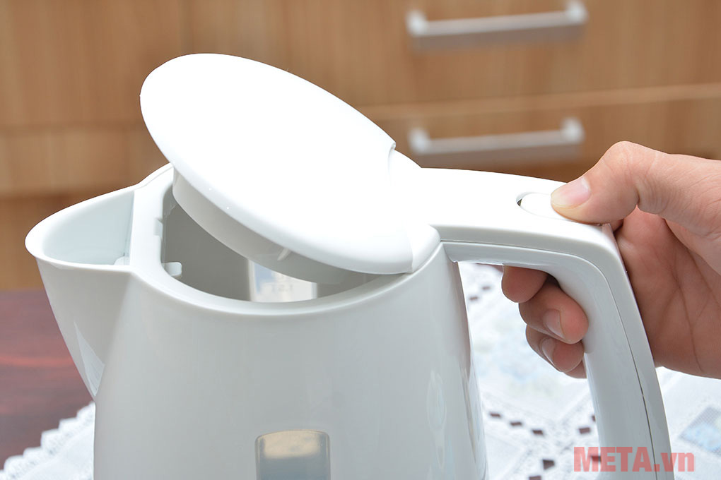 Ấm đun nước Electrolux EEK1303W (1,5 lít)