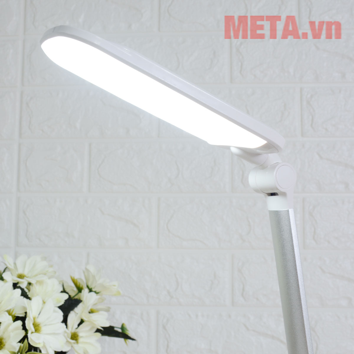 Đèn bàn Tiross TS1805