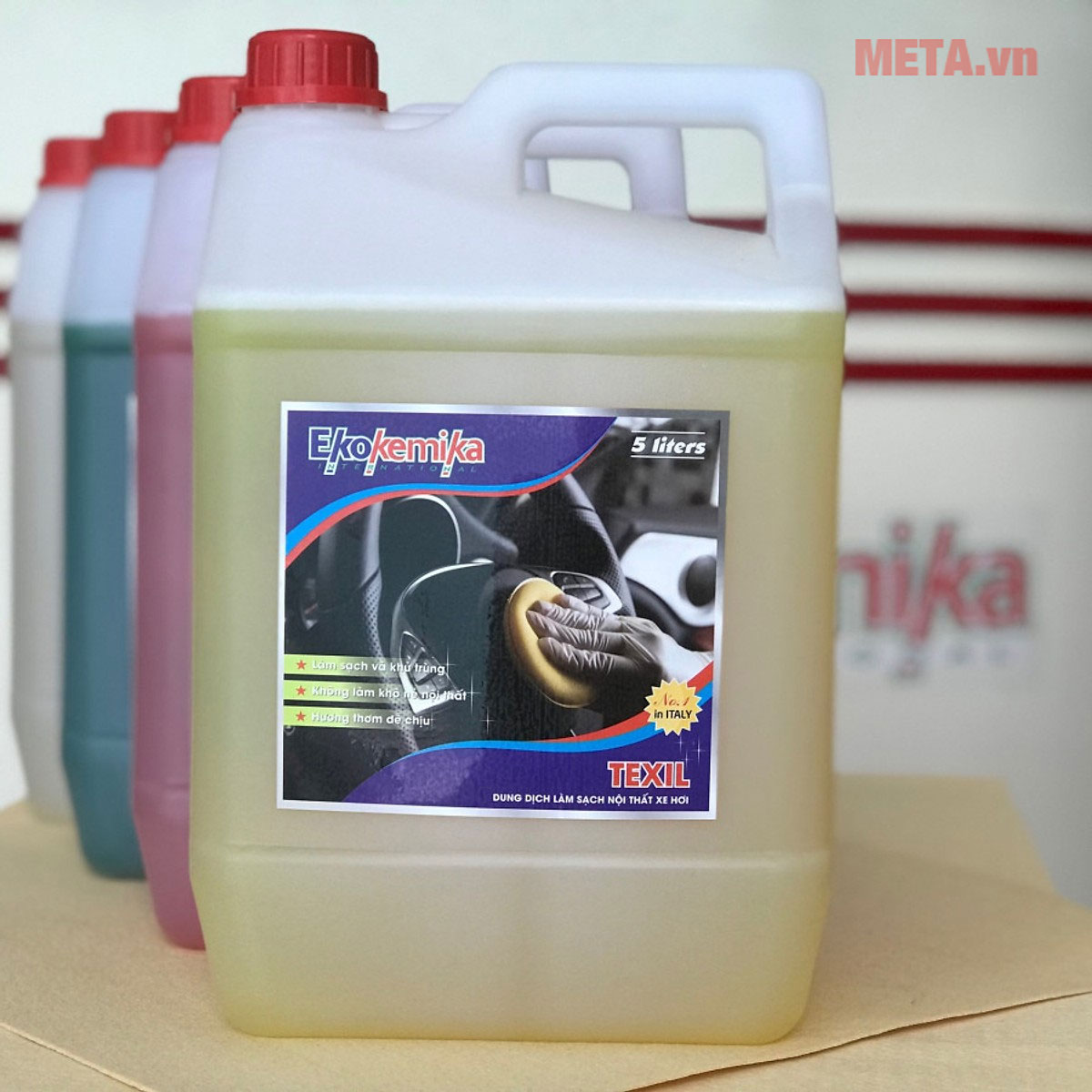 Dung dịch làm sạch nội thất xe hơi đậm đặc Ekokemika Texil