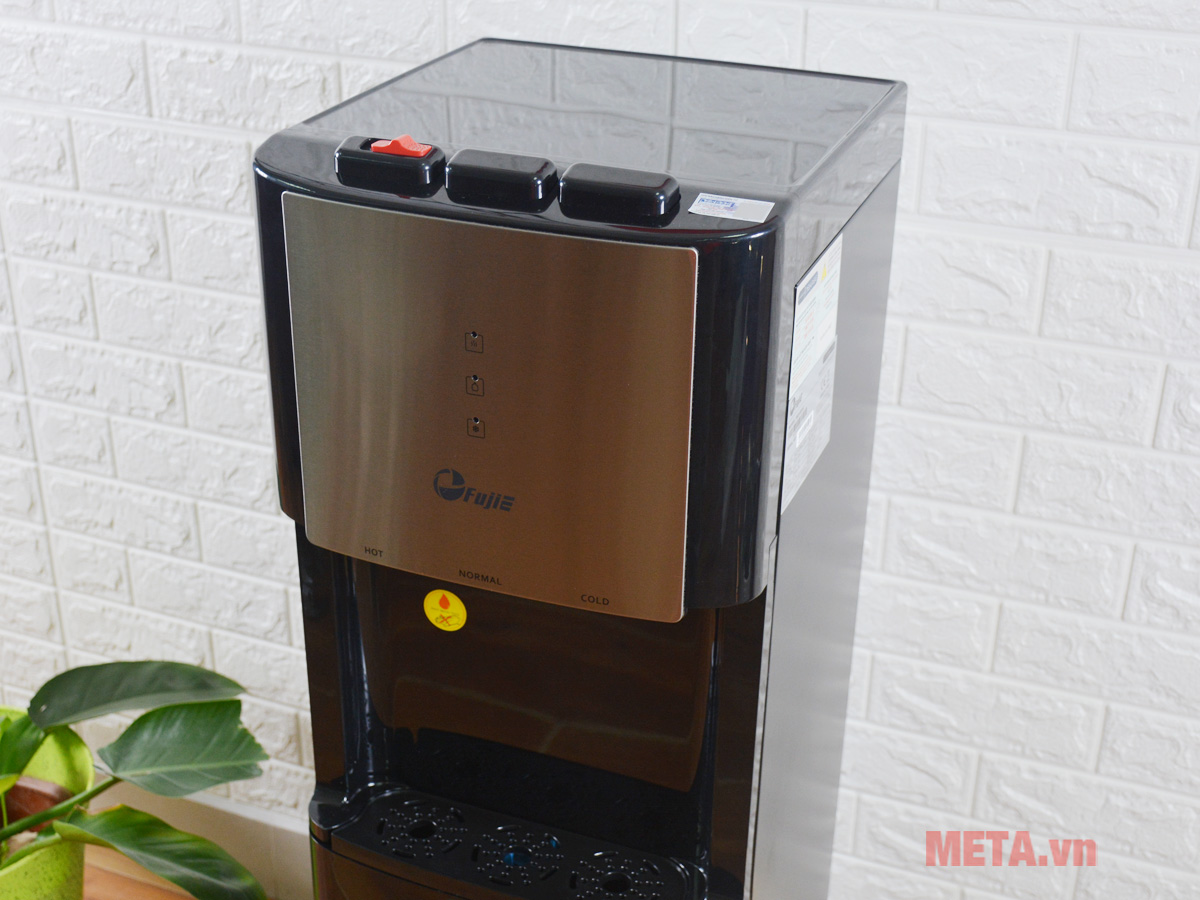 Cây nước nóng lạnh cao cấp FujiE WD5500C (bình nước âm đặt dưới)