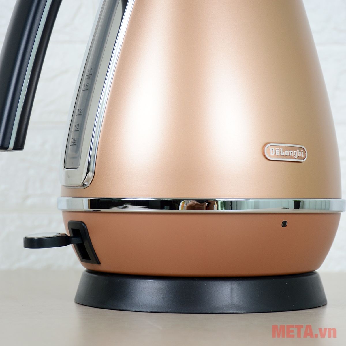 Ấm siêu tốc Delonghi Distinta KBI 2001.CP