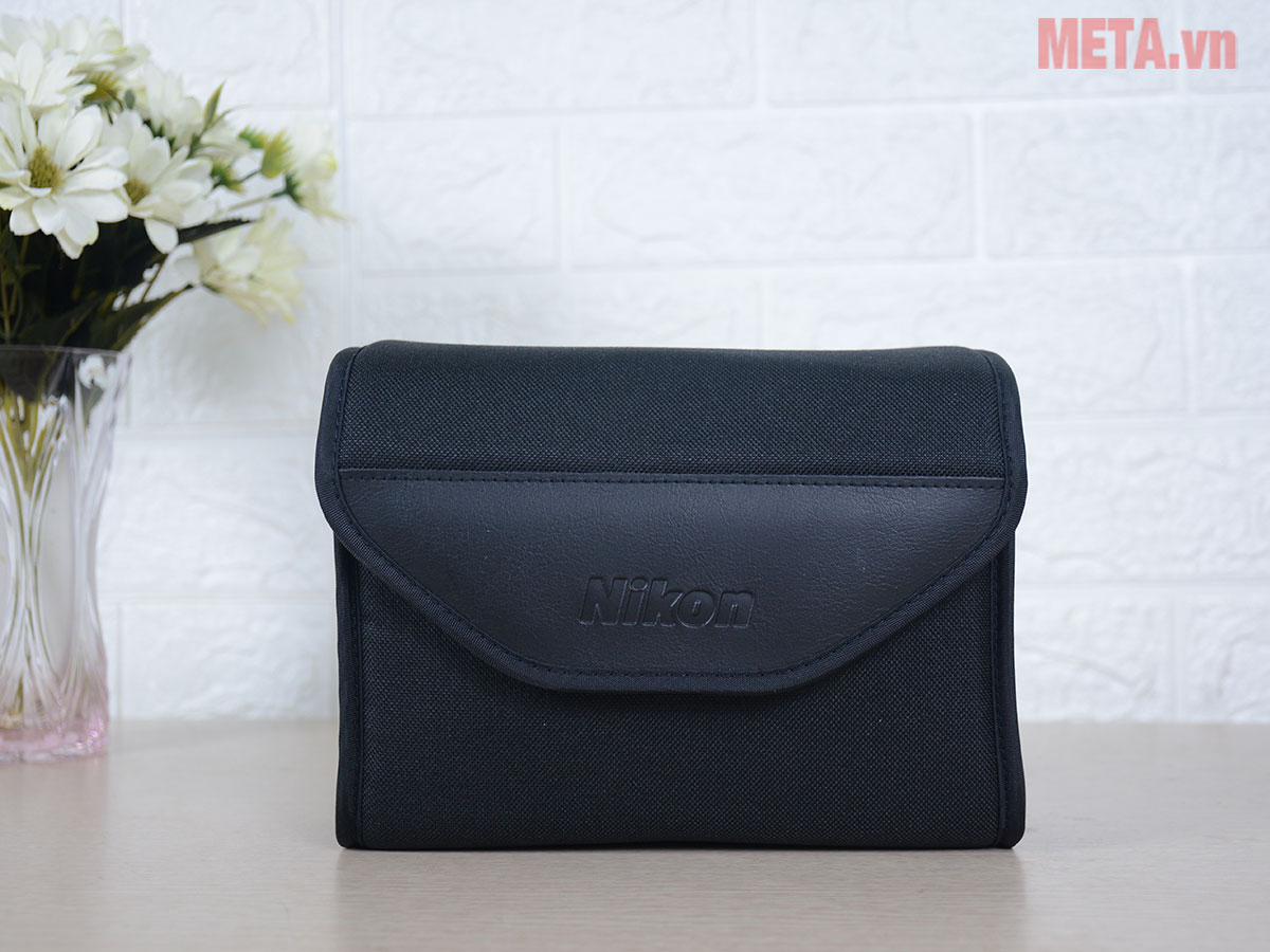 Ống nhòm Nikon ACTION EX 7 x 35 CF