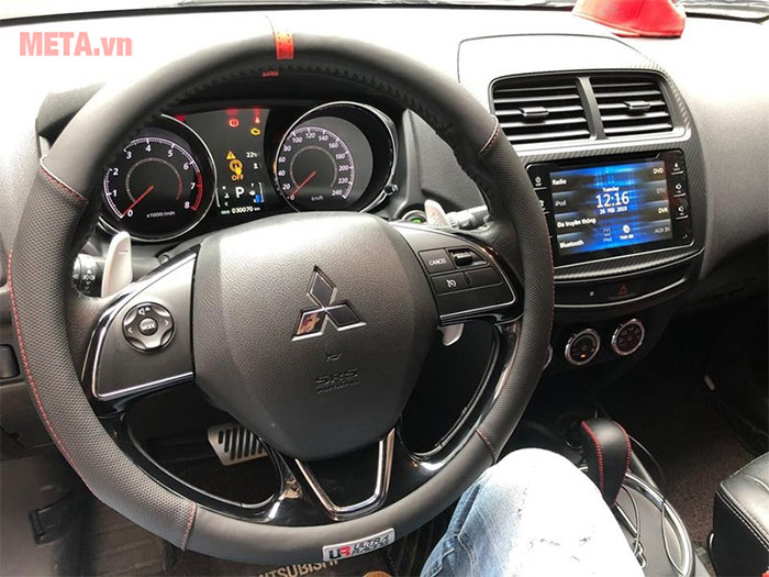 Bọc vô lăng Ultra Racing