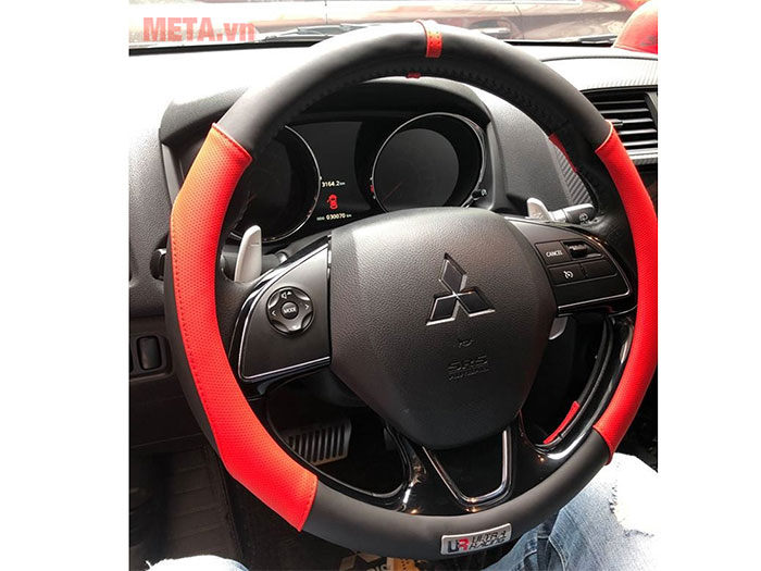 Bọc vô lăng Ultra Racing