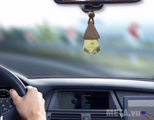 Tinh dầu hoa hồng phong lữ treo xe ô tô