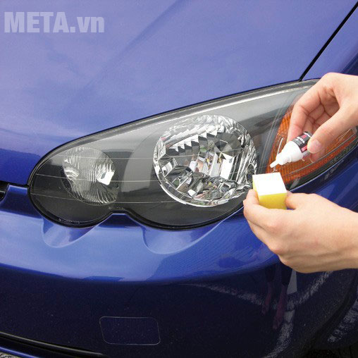 Dung dịch làm sạch và đánh bóng đèn xe LIGHT ONE - Soft99