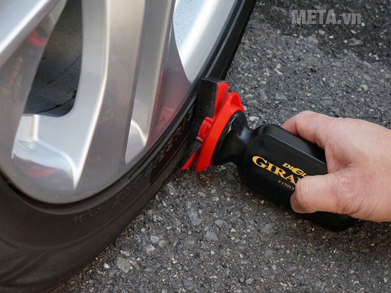 Phủ nano, phủ bóng và đen lốp xe ô tô Digloss Gira Edge - Soft99 (bóng vỏ)