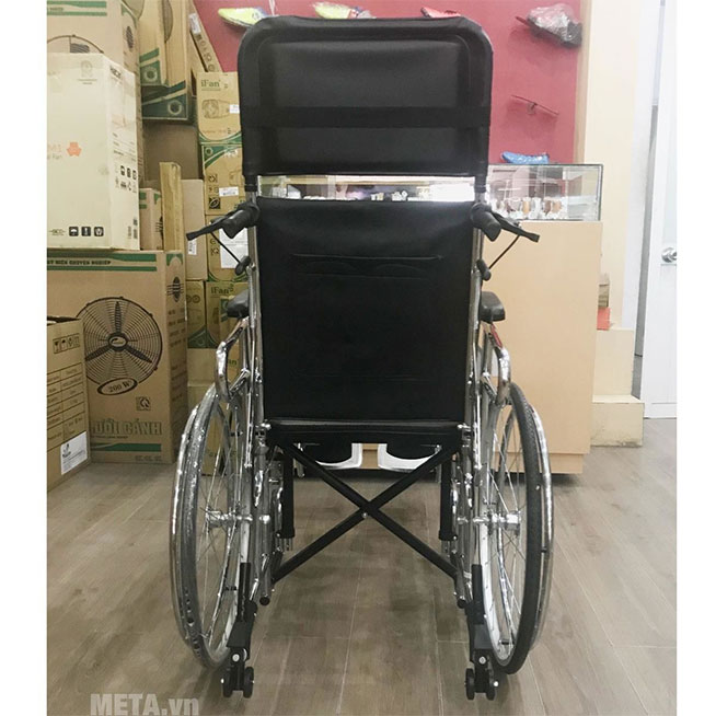 Xe lăn đa năng Lucass X607 (2 bánh xe chống lật)