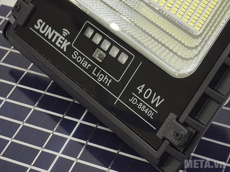 Đèn LED năng lượng mặt trời SUNTEK JD-8840