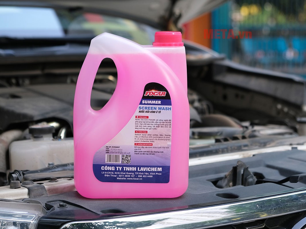 Nước rửa kính ô tô Focar Summer Screen Wash 2.75 lít - Chống xước kính