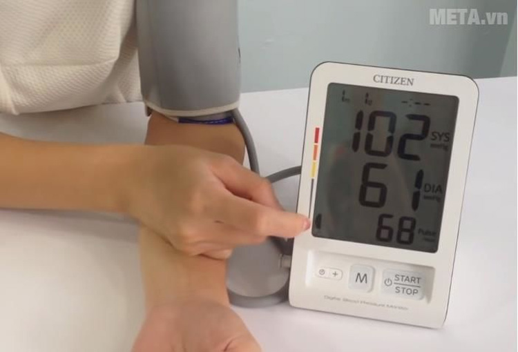 Máy đo huyết áp bắp tay Citizen CH-456