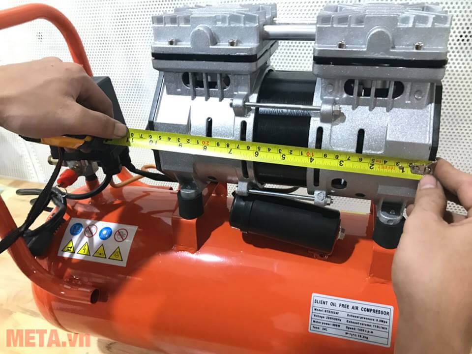 Máy nén khí không dầu BT-2024FA - 24 lít