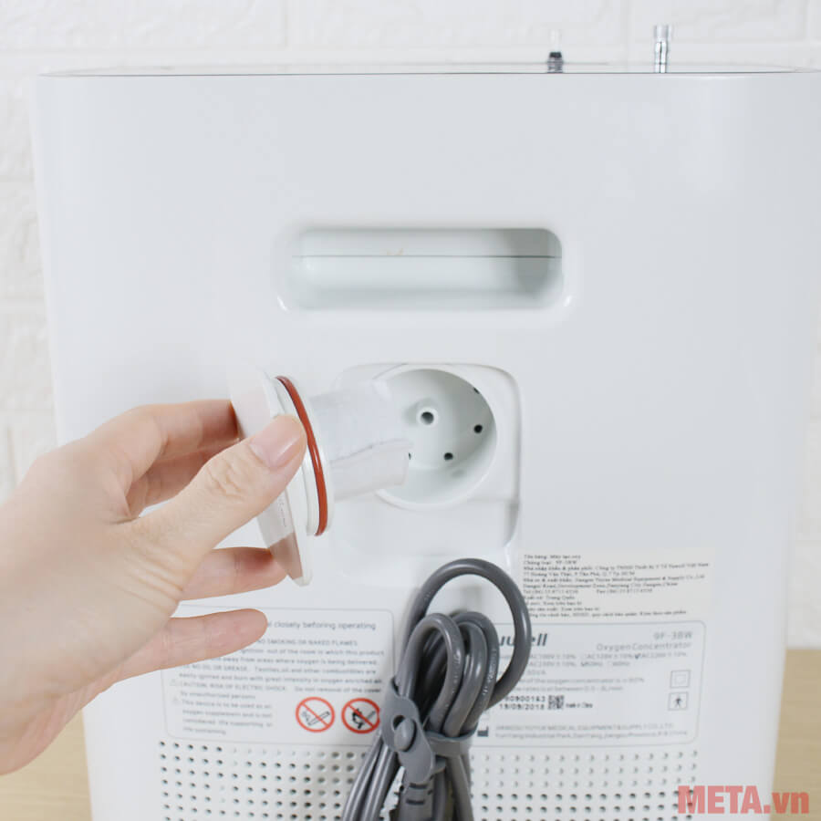 Máy tạo oxy 3 lít Yuwell 9F-3BW