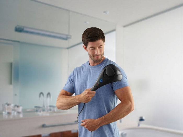 Máy massage cầm tay hai đầu kèm nhiệt HoMedics HHP-385H (Nguồn 110V)