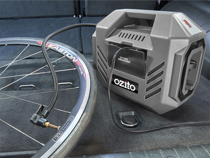 Máy bơm hơi ô tô Ozito DPI 5000