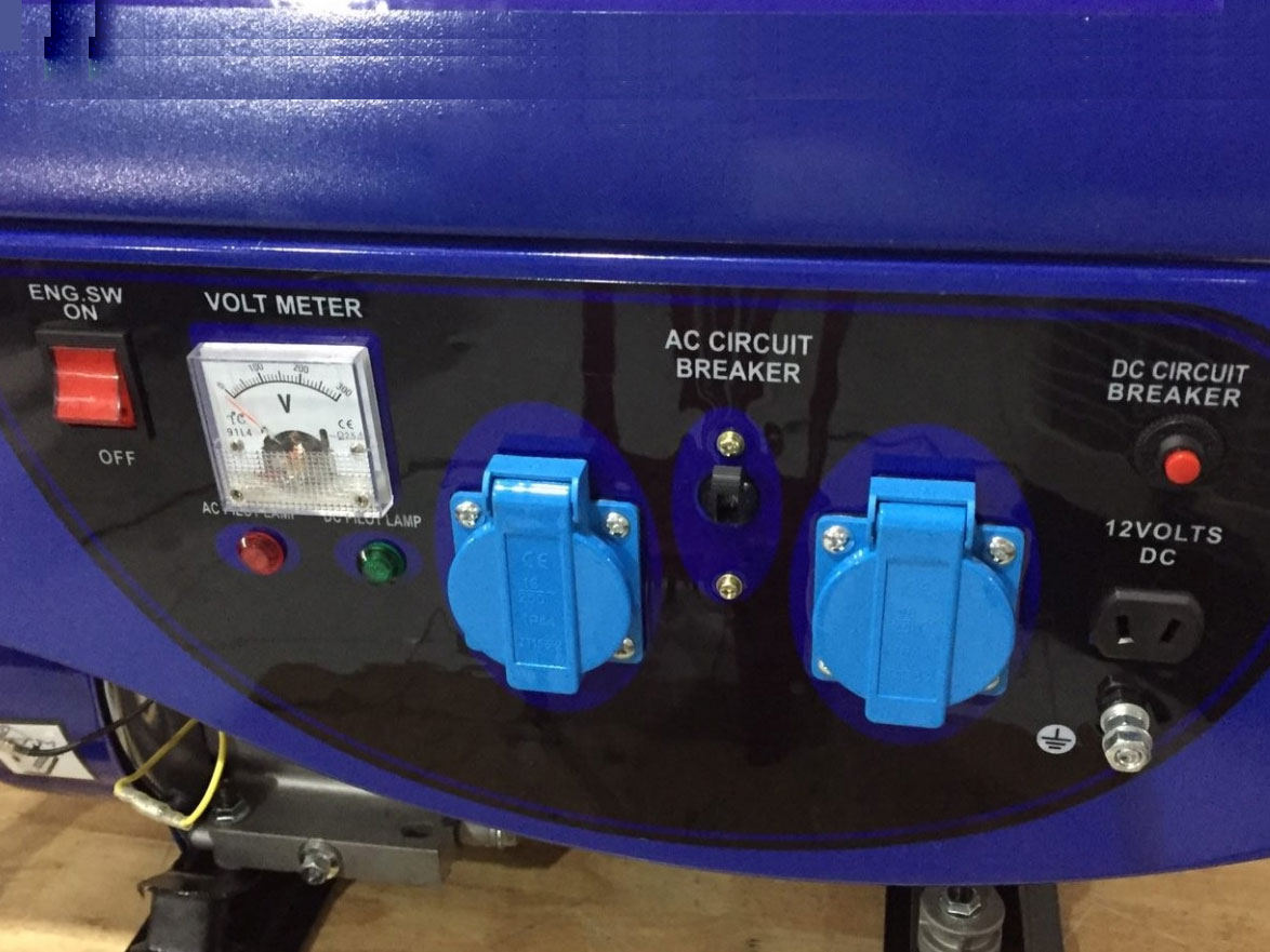 Máy phát điện chạy xăng 2.2KVA Dewoo DW-2200