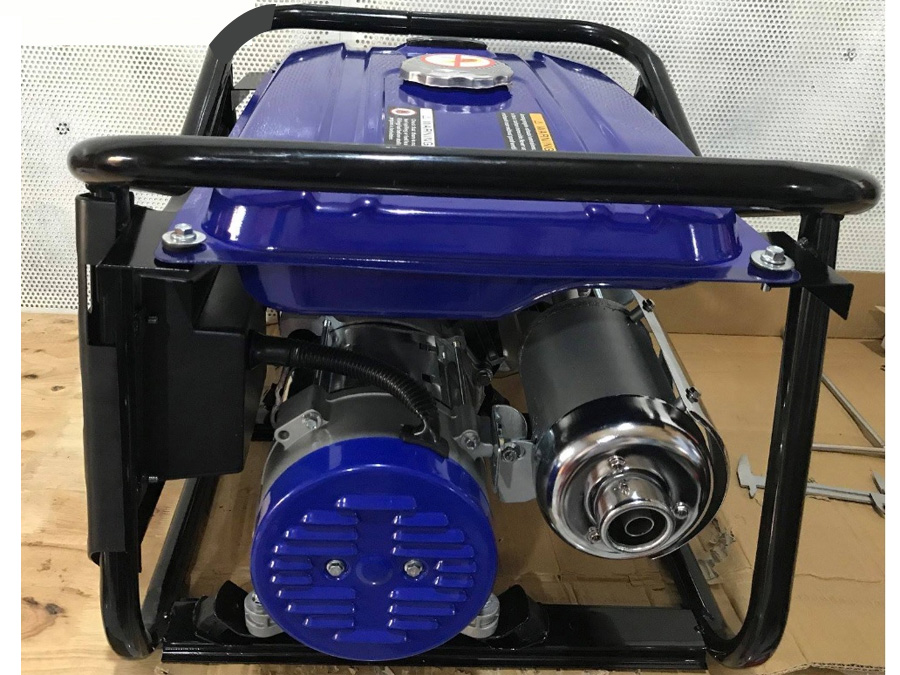 Máy phát điện chạy xăng 2.8 KVA Dewoo DW-2800