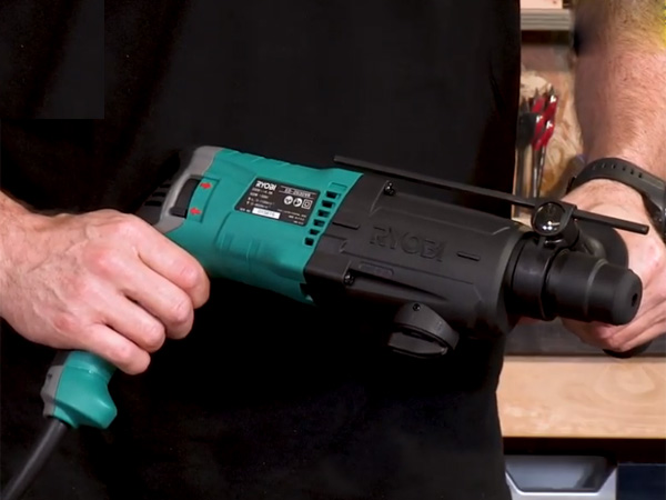 Máy khoan bê tông Ryobi ED-2630VR