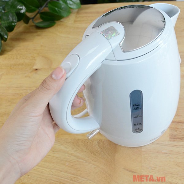 Ấm đun siêu tốc Bluestone KTB-3311