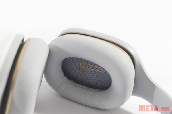 Tai nghe Xiaomi Mi Headphone Comfort ZBW4353TY màu trắng