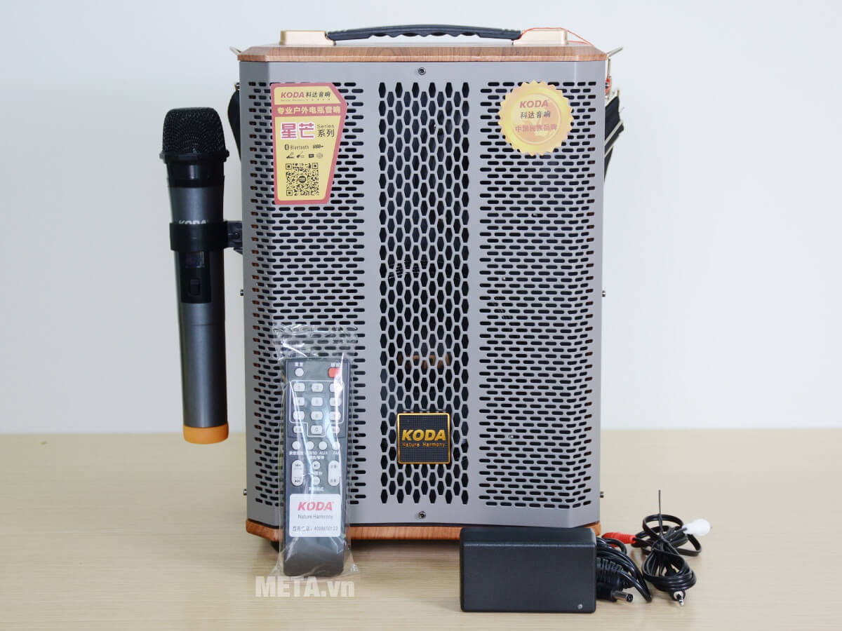 Loa kéo di động vỏ gỗ Koda KD608 (KD618) (kèm 1 mic)