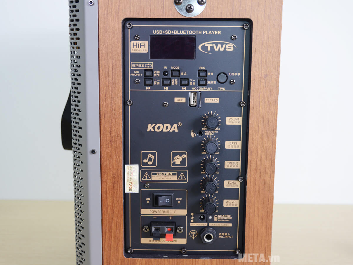 Loa kéo di động vỏ gỗ Koda KD608 (KD618) (kèm 1 mic)