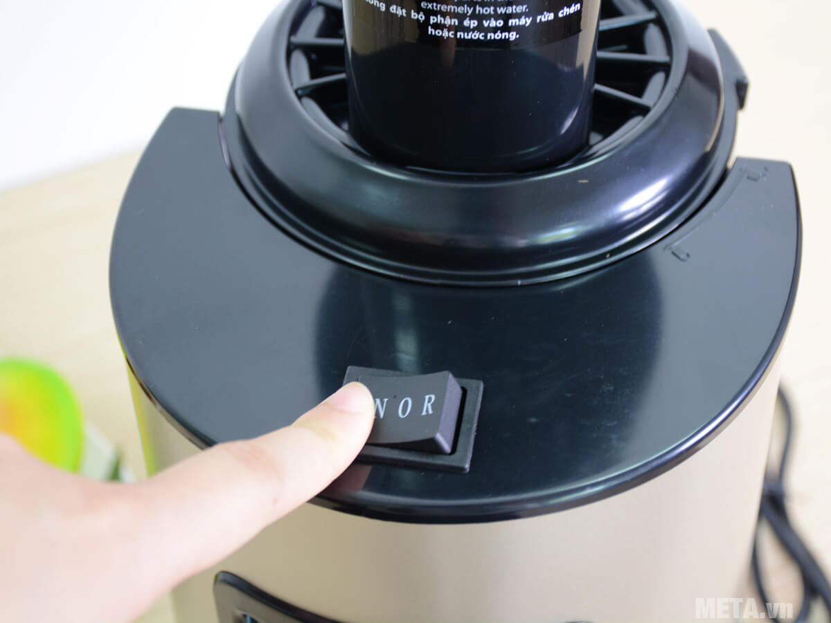 Máy ép chậm BlueStone SJB-6556