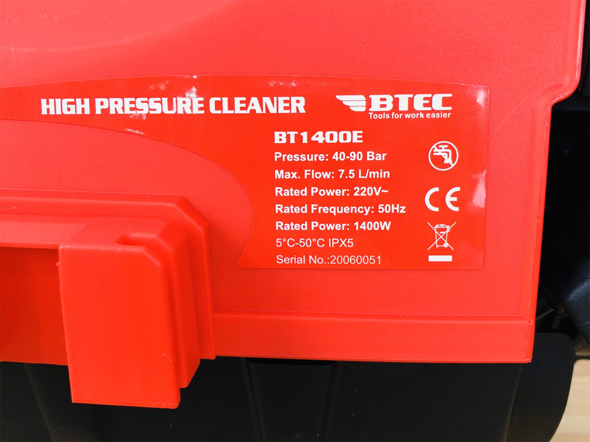Máy rửa xe BTEC BT1400E (có chỉnh áp)