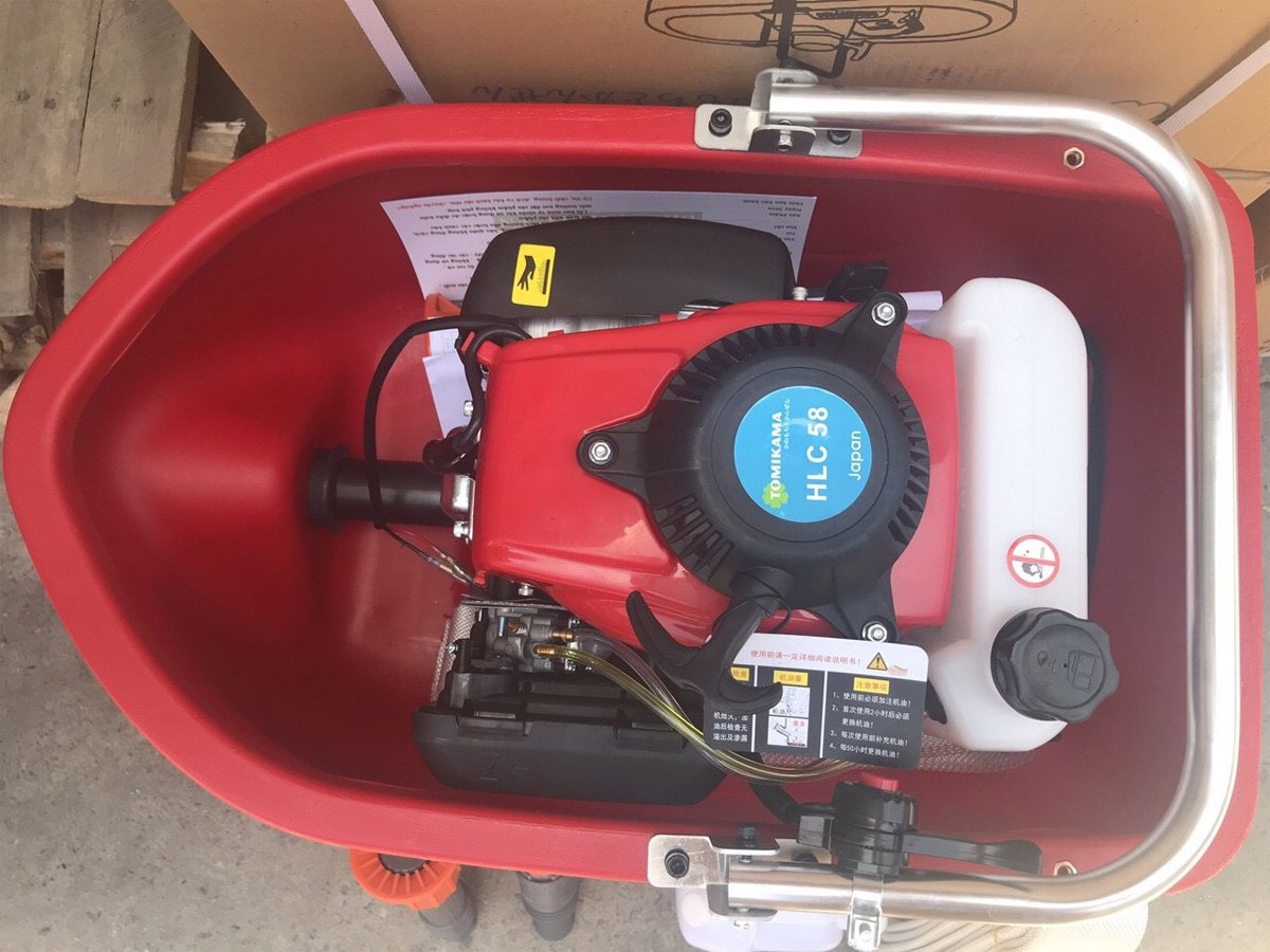 Máy bơm thuyền chạy xăng Tomikama HLC 58