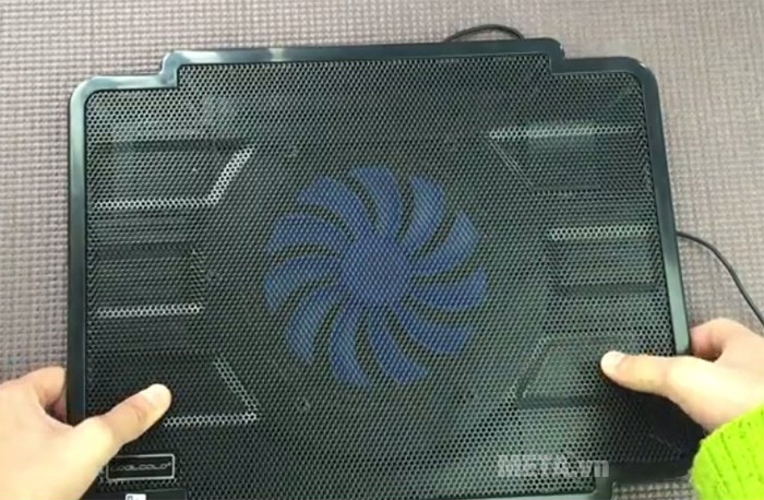 Đế tản nhiệt laptop Cool Cold K17