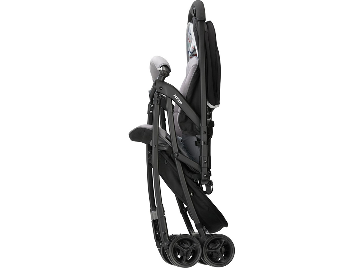 Xe đẩy trẻ em Aprica Karoon Air (BK JP)