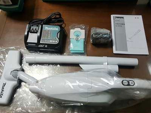 Máy hút bụi Makita CL107FDSYW