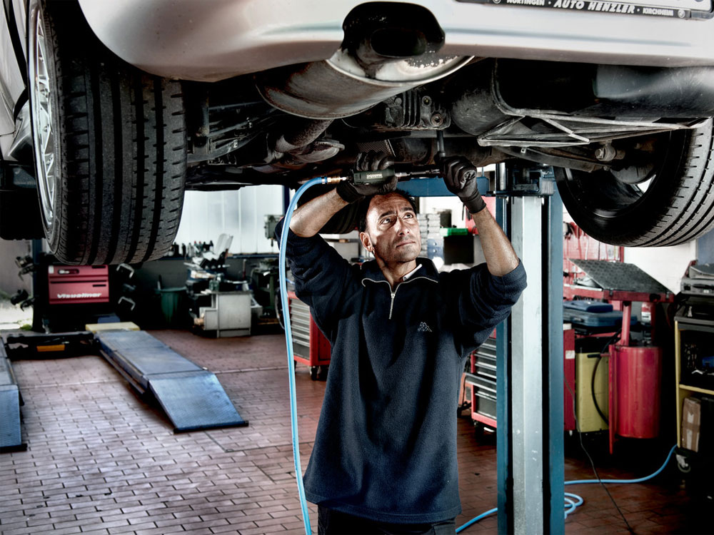 Súng vặn bu lông khí nén Metabo DRS 68 Set 1/2 inch