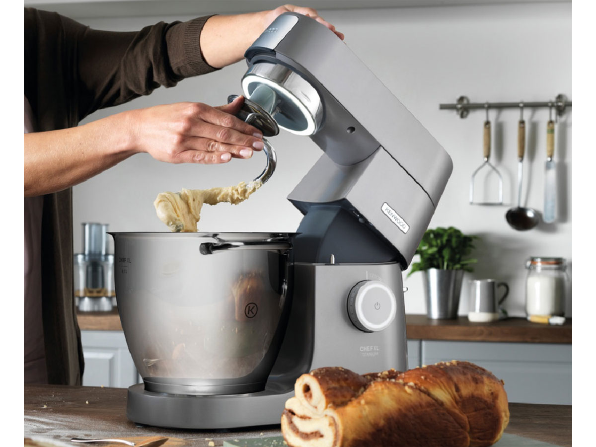 Máy trộn đa năng Kenwood Chef XL Titanium KVL8300S