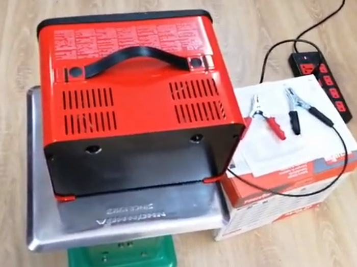 Bộ sạc bình ắc quy Telwin ALPINE 30 BOOST